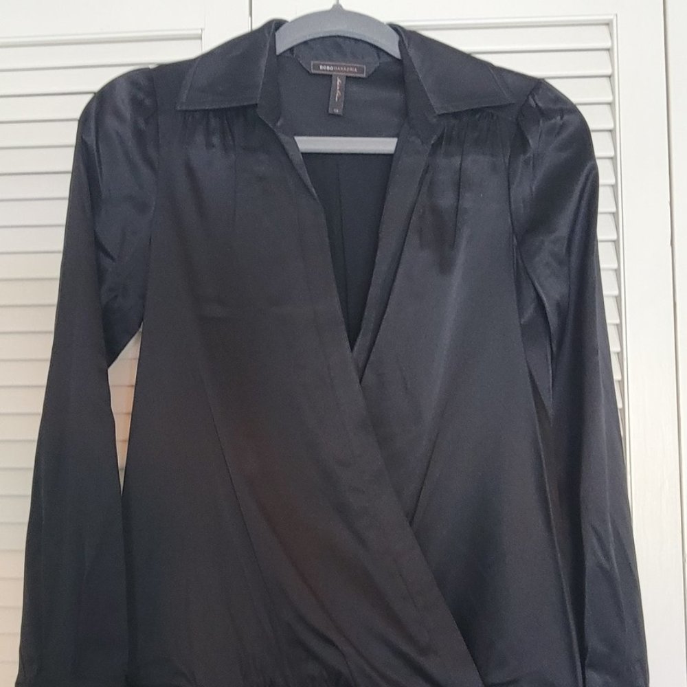 BCBG Maxazria XS black satin blouse